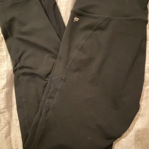 Fabletics 7/8 length leggings